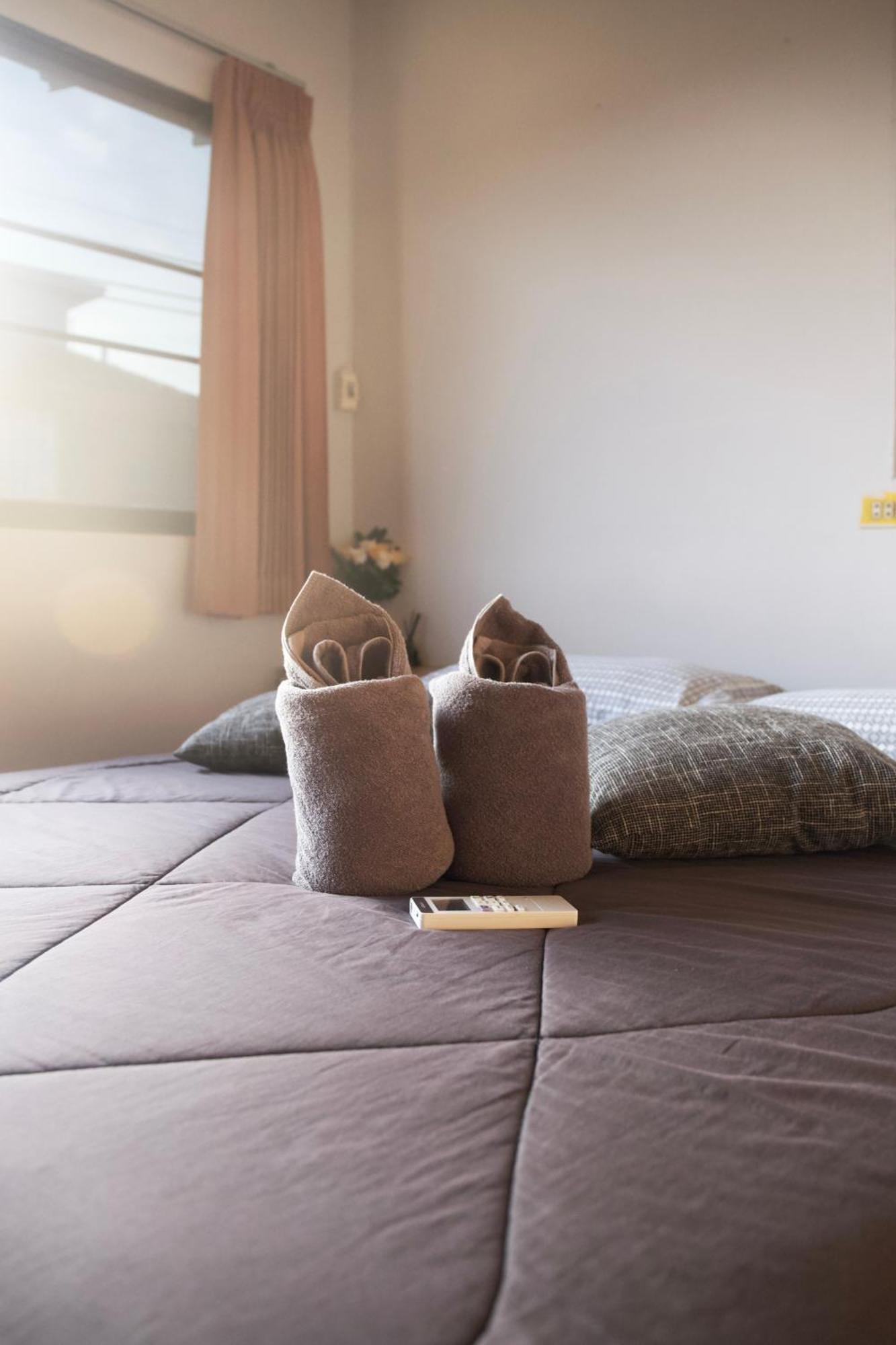 Holiday Phangan - Hostel & Bar Thongsala Ngoại thất bức ảnh