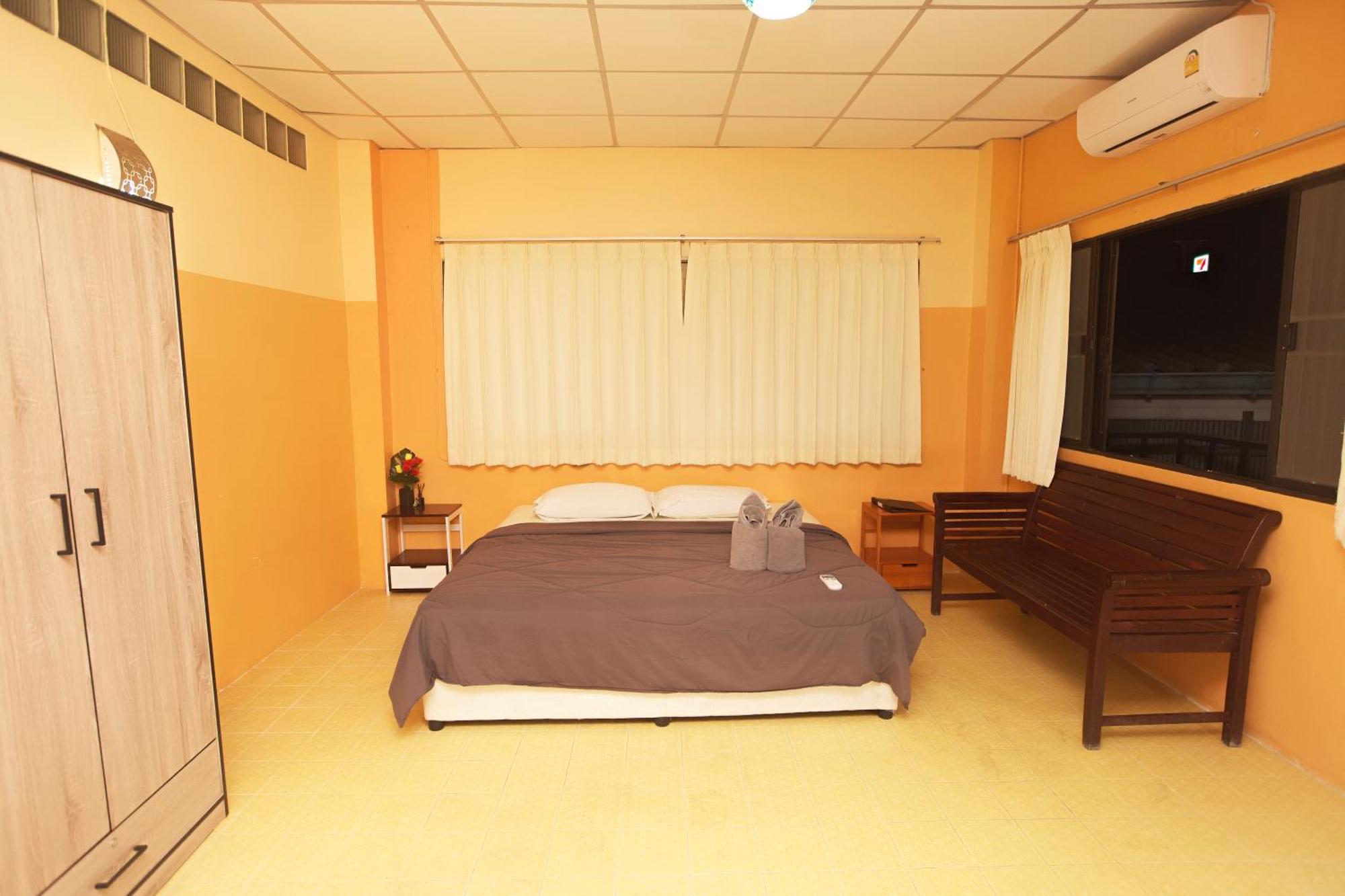 Holiday Phangan - Hostel & Bar Thongsala Ngoại thất bức ảnh